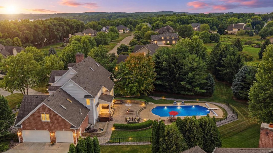 House in Delafield, Wisconsin, United States 3 - 18586410