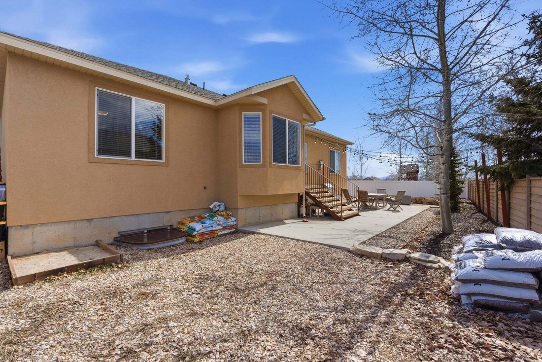 House in Oakley, Utah, United States 3 - 17601543