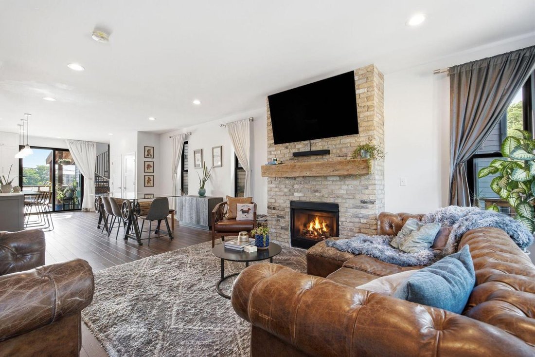 Condo in Milwaukee, Wisconsin, United States 4 - 18586412