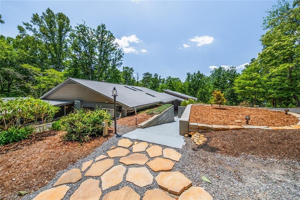 House in Claudville, Virginia, United States 3 - 18586504