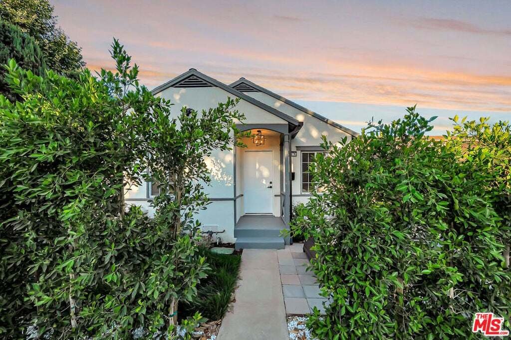 House in Glendale, California, United States 3 - 18586443