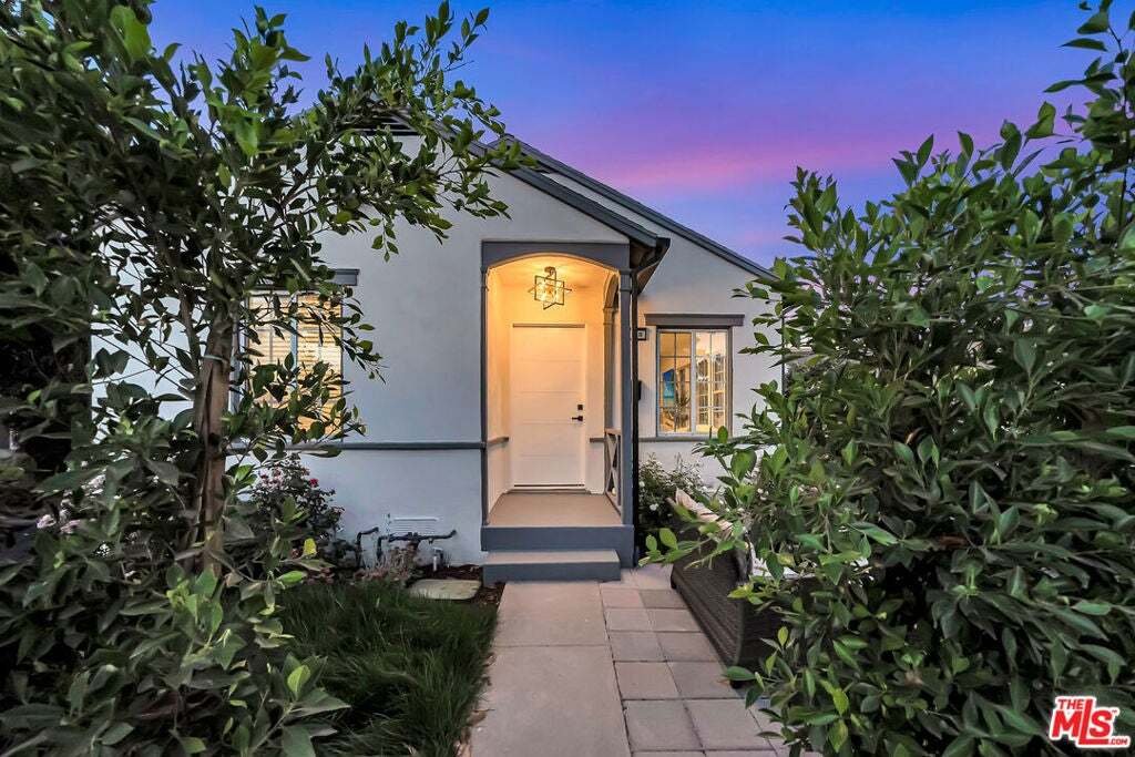 House in Glendale, California, United States 4 - 18586443