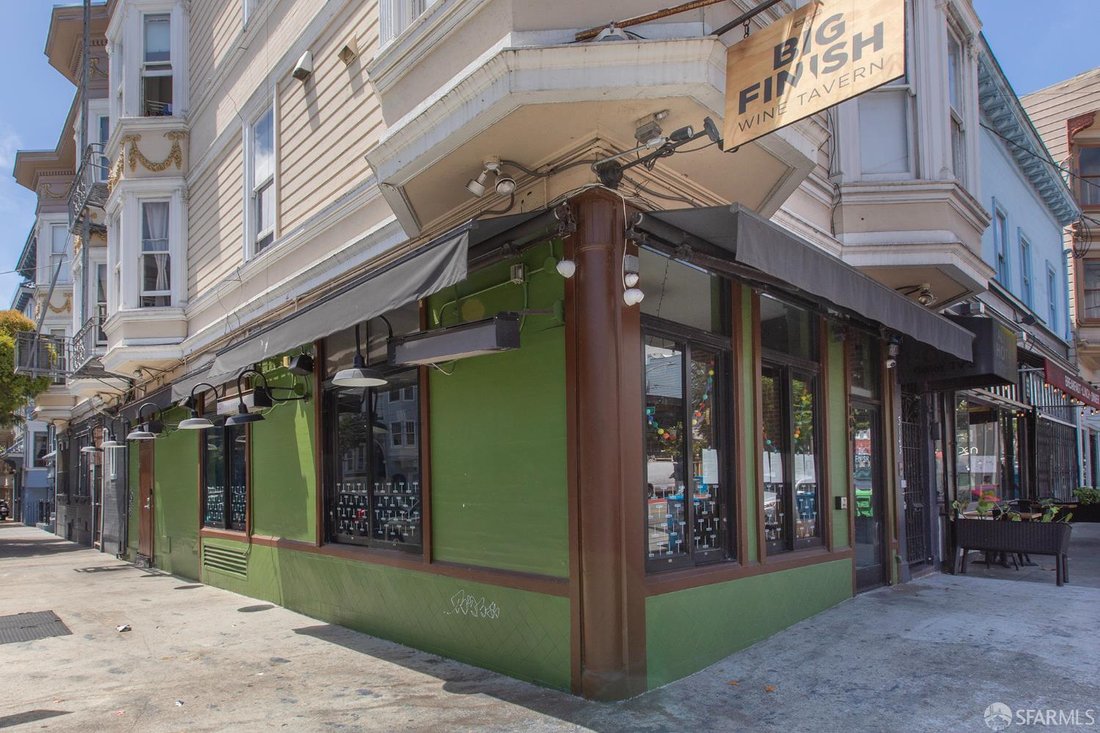 San Francisco, California, United States 4 - 18586438