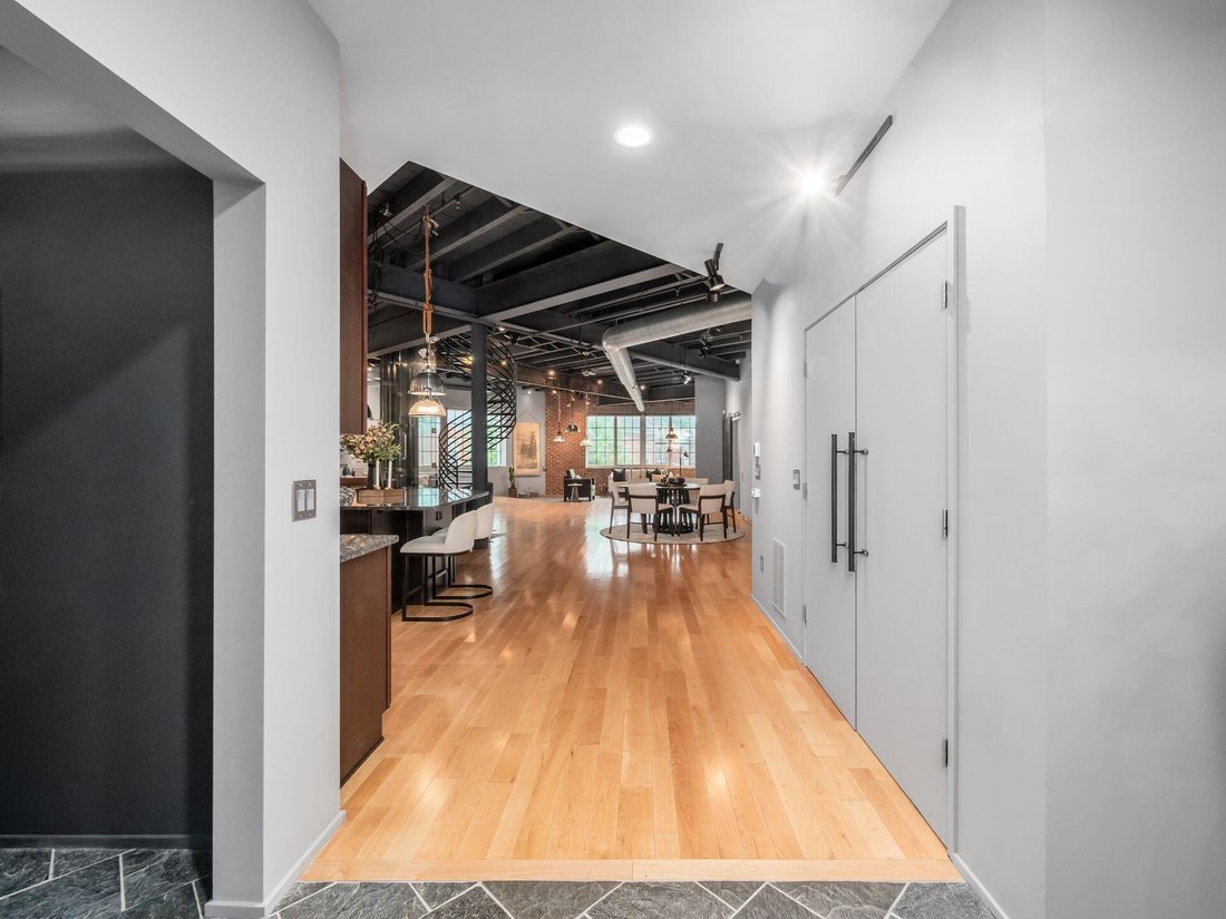 Condo in Columbus, Ohio, United States 5 - 18586496
