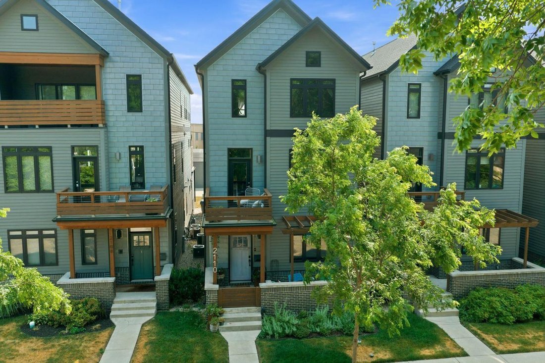 Condo in Milwaukee, Wisconsin, United States 1 - 18586412
