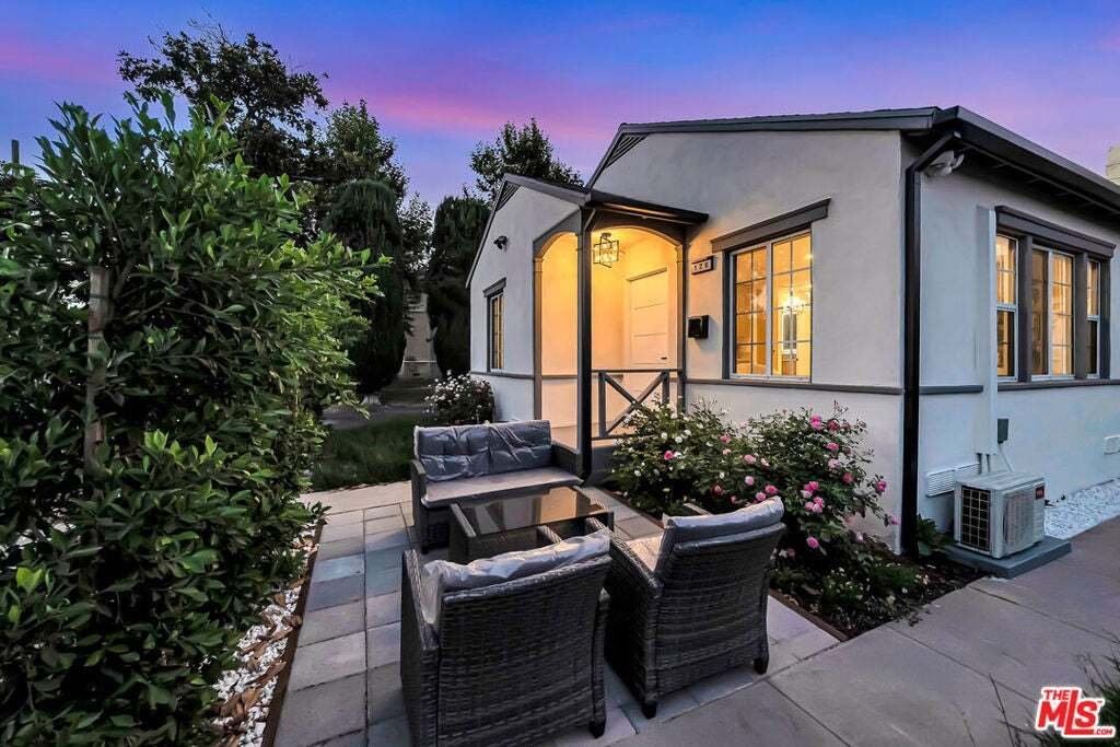 House in Glendale, California, United States 2 - 18586443