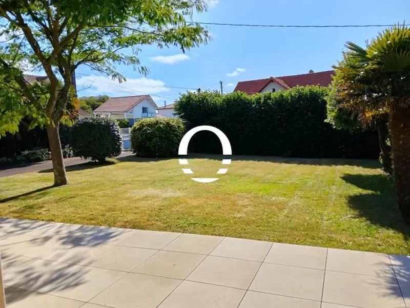 House in La Plaine-sur-Mer, Pays de la Loire, France 1 - 18586924