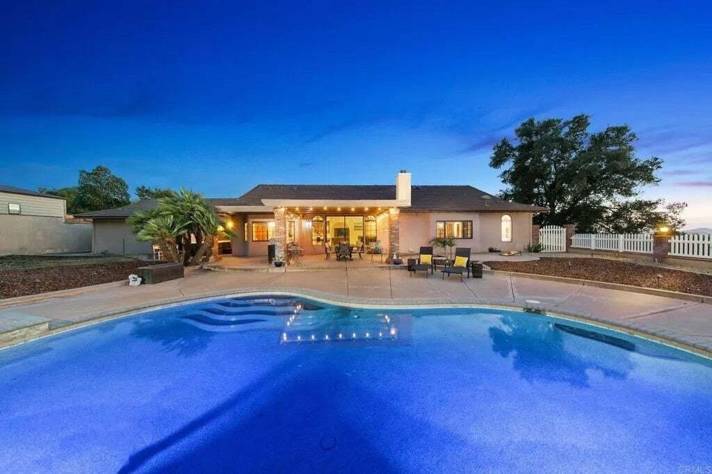 House in El Cajon, California, United States 4 - 18586986