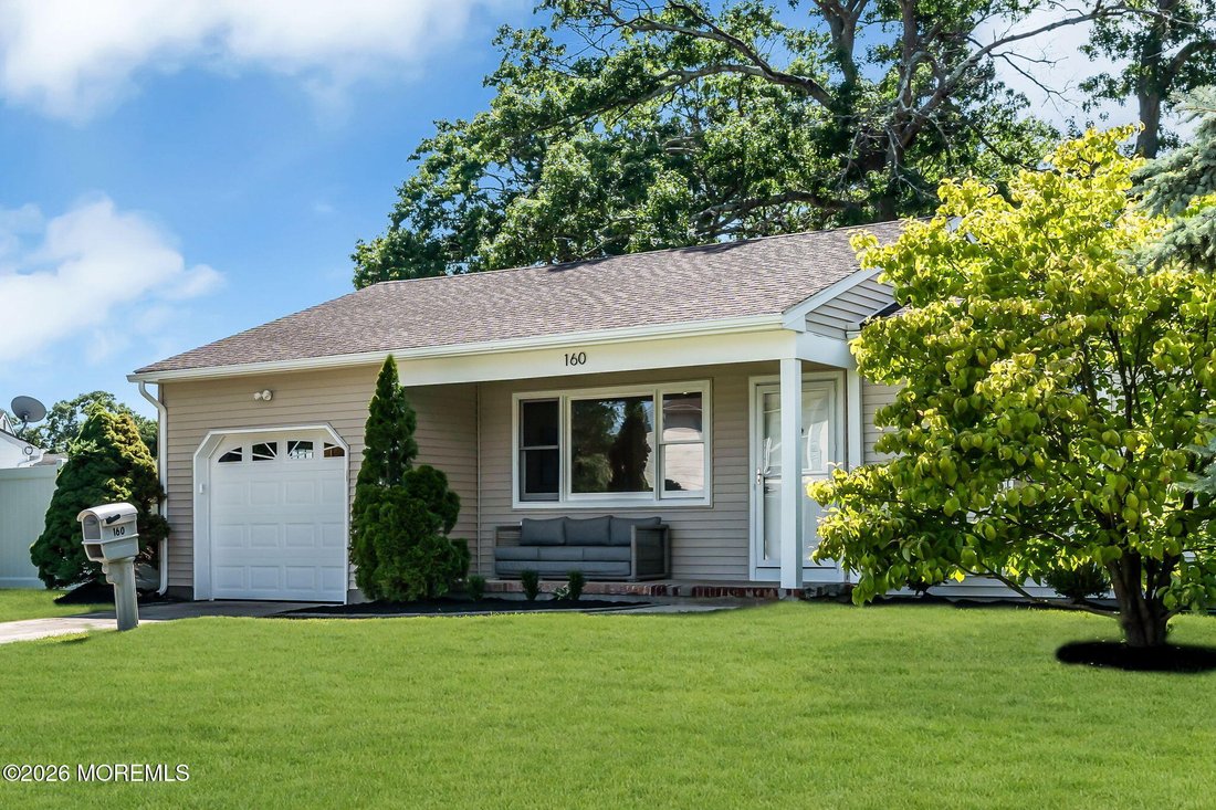 House in Brick Township, New Jersey, United States 4 - 18586582