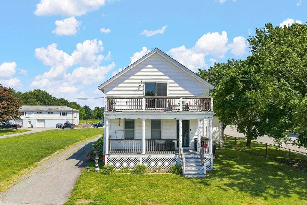 Tiverton, Rhode Island, United States 1 - 18586673