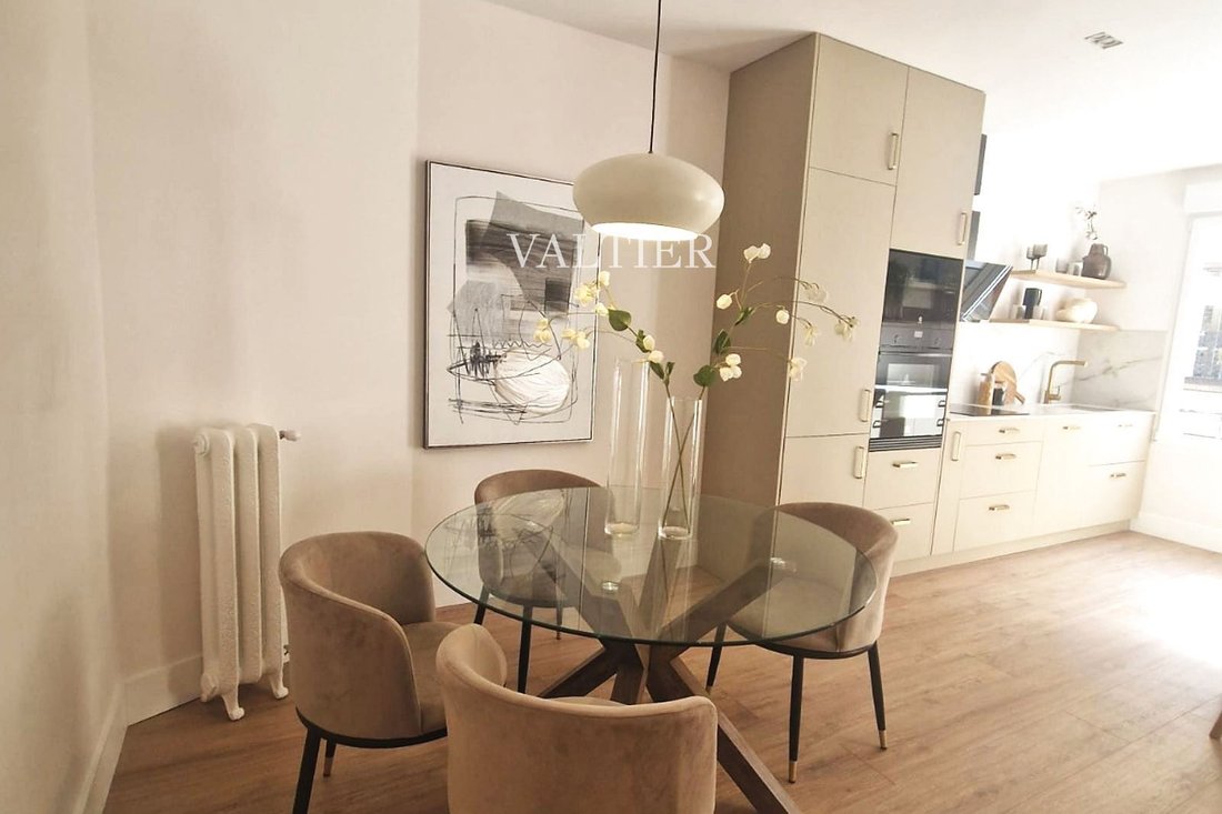 Apartment in Barrio Salamanca, Madrid, Spain 2 - 18359908