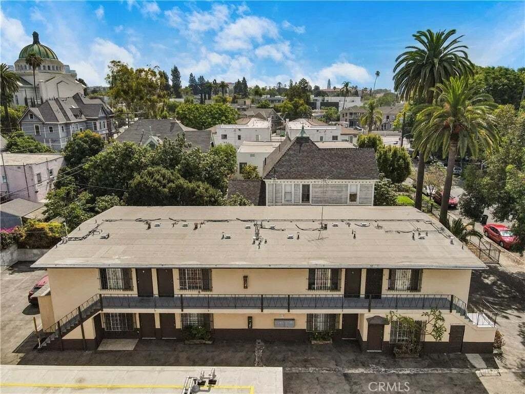 Los Angeles, California, United States 1 - 18586946