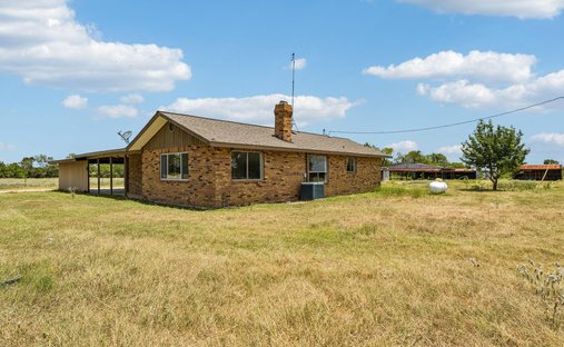 House in Lockhart, Texas, United States 1