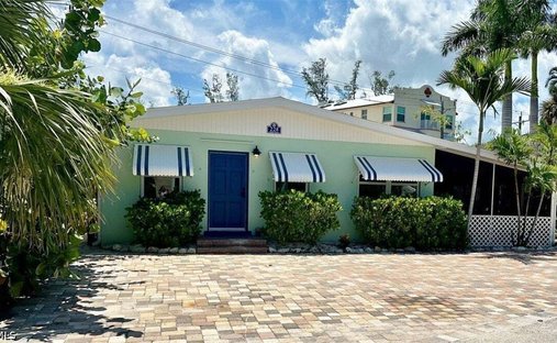 House in Fort Myers Beach, Florida, United States 1