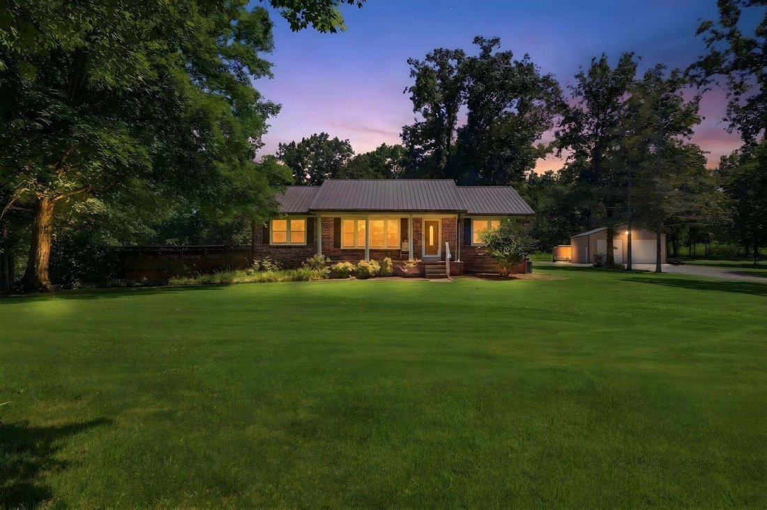 House in Belfast, Tennessee, United States 1 - 18586692