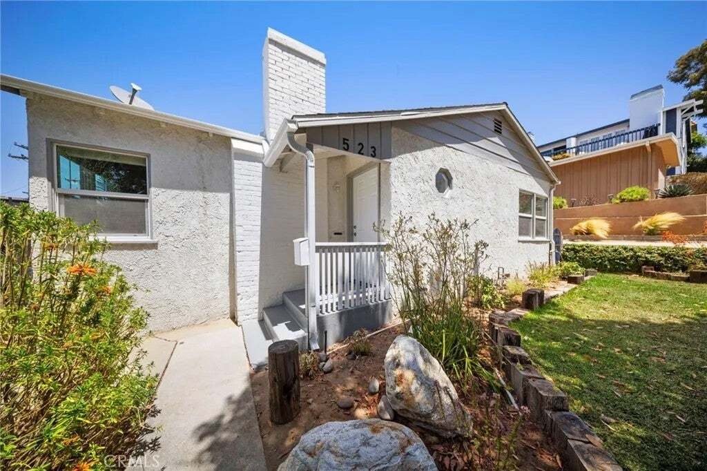 Torrance, California, United States 2 - 18586969