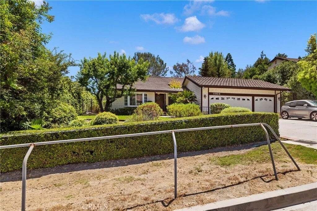 House in Los Angeles, California, United States 1 - 18586975