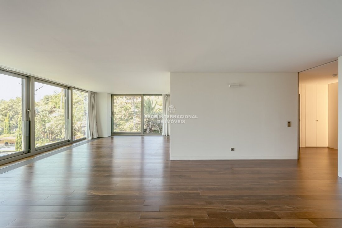 Apartment in Estoril, Cascais e Estoril, Lisbon 5 - 18587258