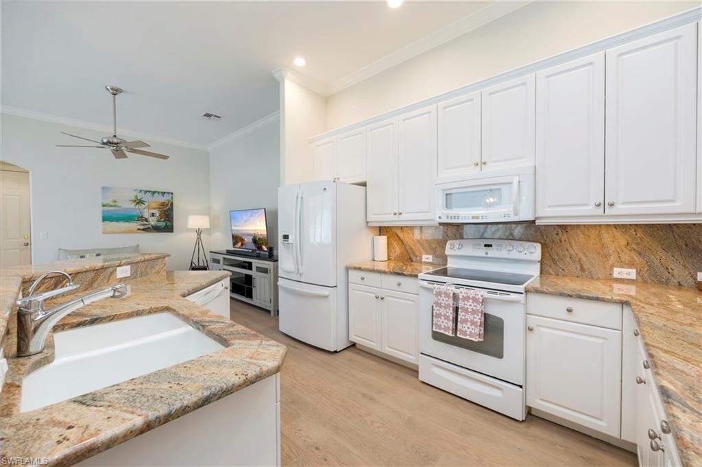 Condo in Bonita Springs, Florida, United States 5 - 18587201