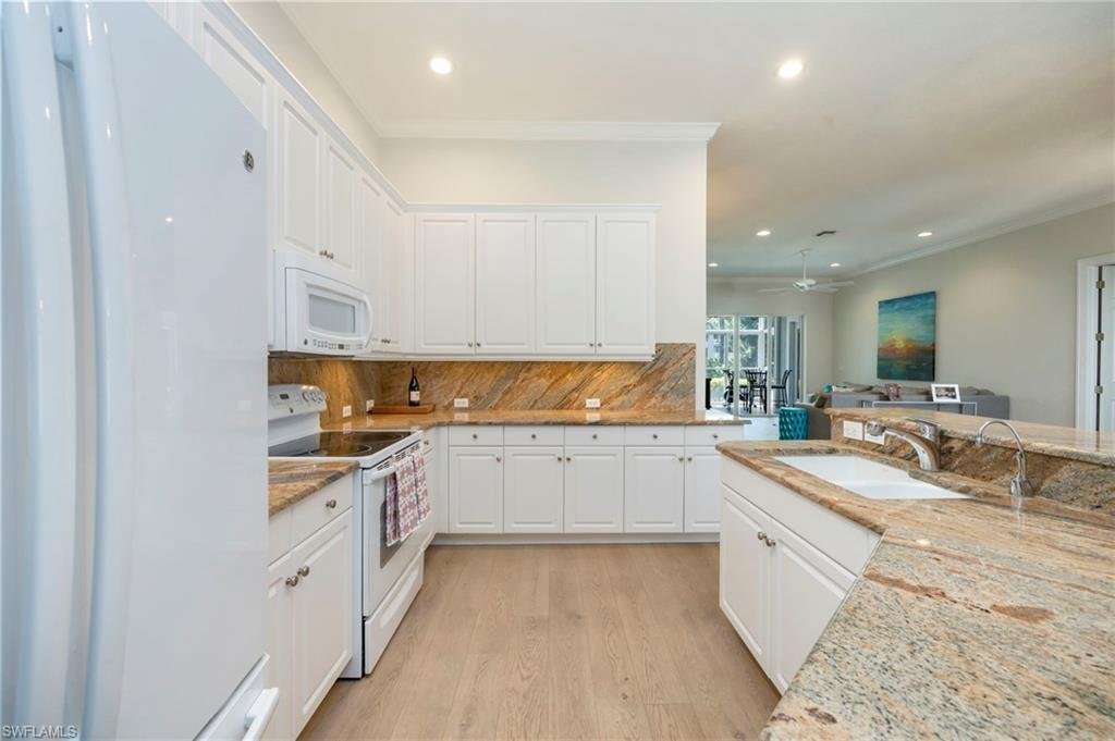 Condo in Bonita Springs, Florida, United States 3 - 18587201