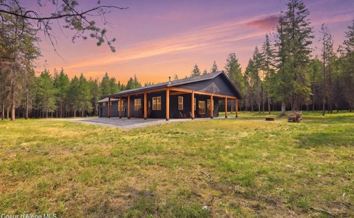 House in Priest River, Idaho, United States 1