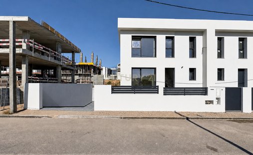 Villa à Charneca de Caparica et Sobreda, Setúbal Municipality, Portugal 1