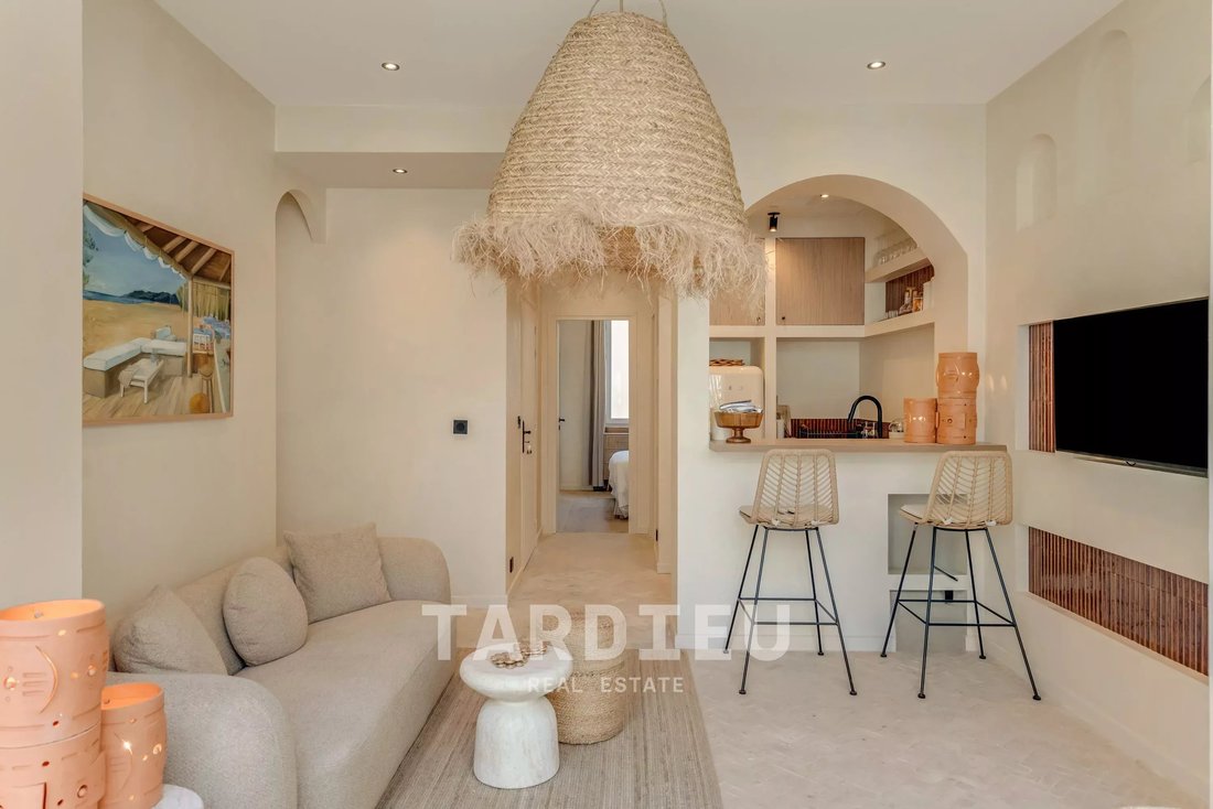 Apartment in Zone Ouest Urbaine, Saint-Tropez, France 4 - 18587171