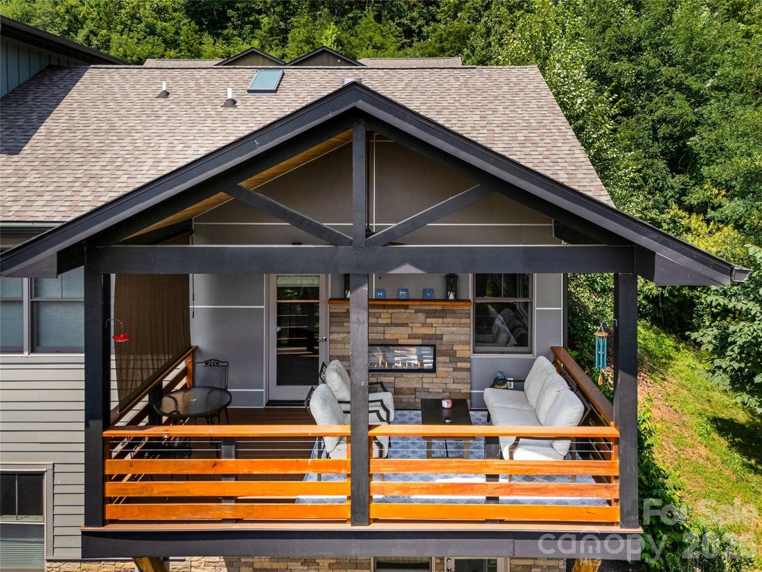 Villa in Asheville, North Carolina, United States 3 - 18587215