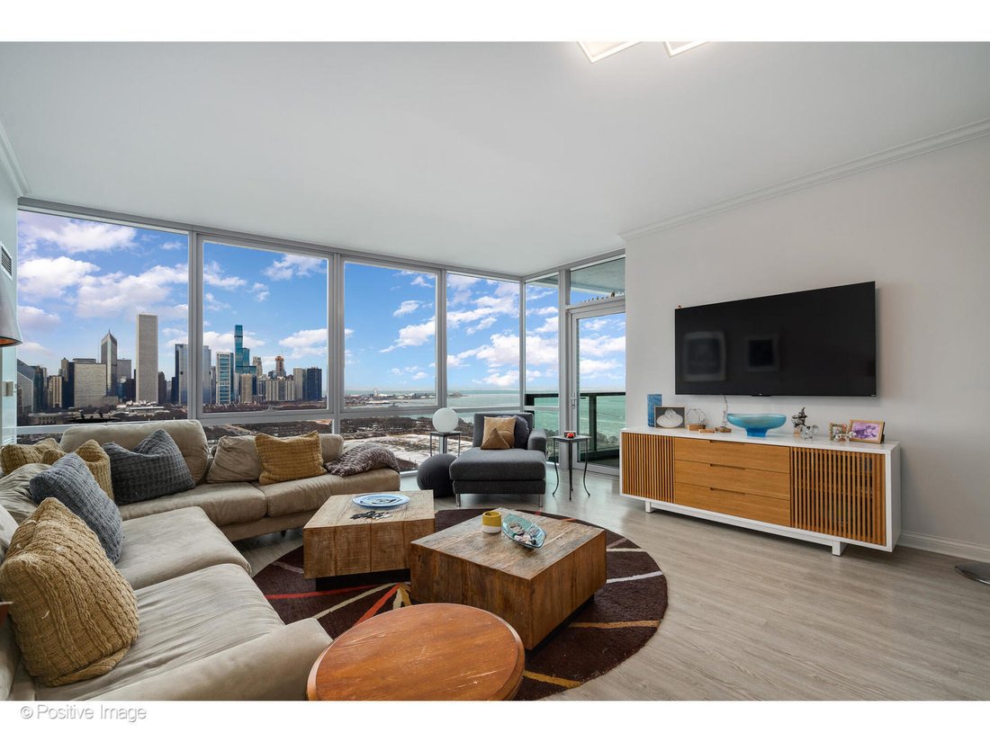 Condo in Chicago, Illinois, United States 2 - 18587218