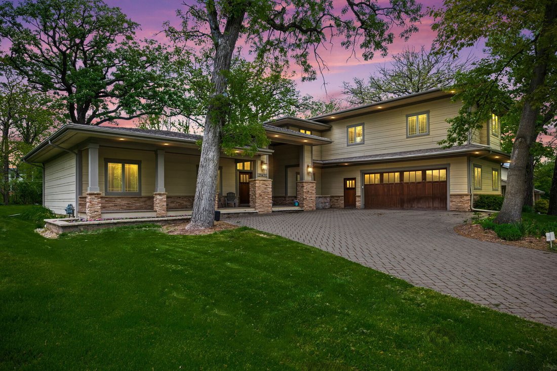 House in Glen Ellyn, Illinois, United States 2 - 18587223