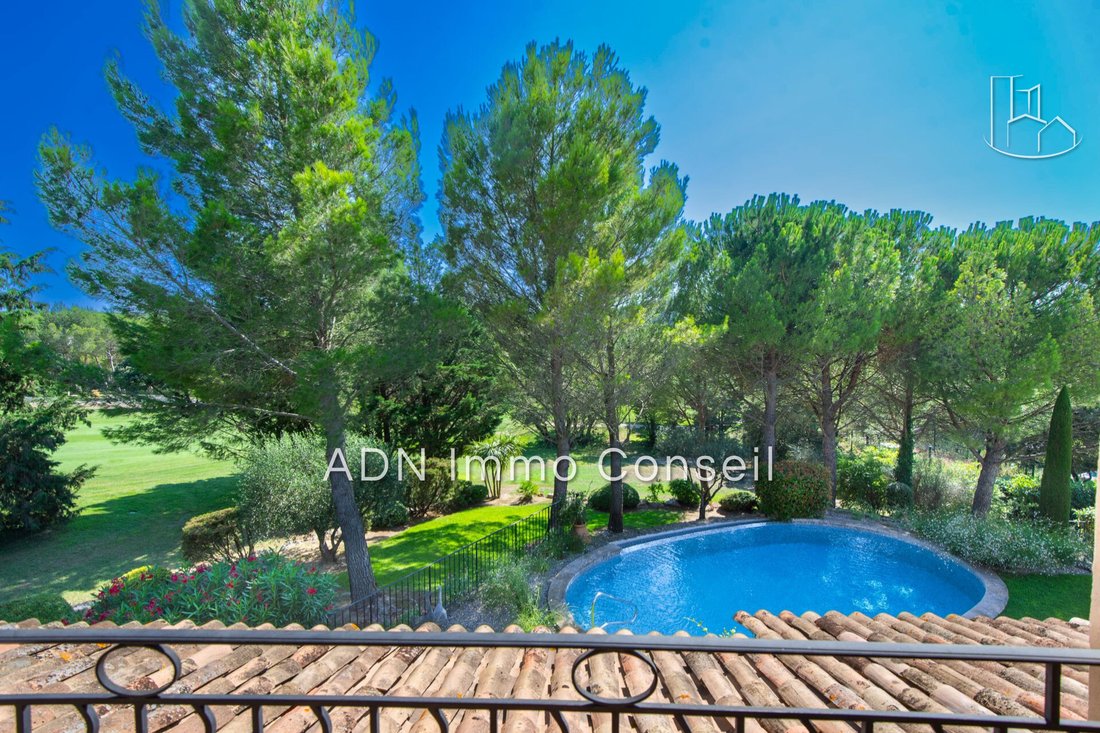 Villa en Mallemort, Provenza-Alpes-Costa Azul, Francia 1 - 18587154