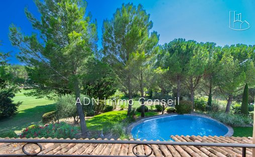 Villa in Mallemort, Provence-Alpes-Côte d'Azur, France 1
