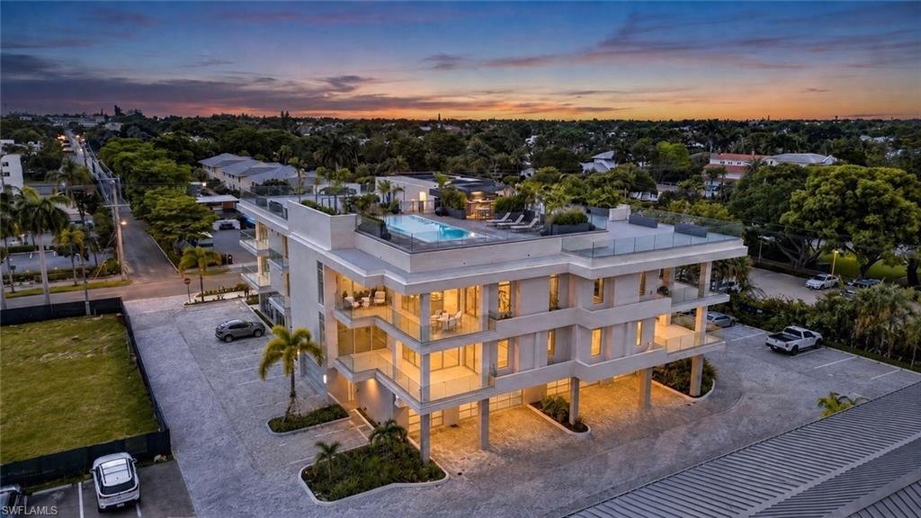 Condo in Naples, Florida, United States 2 - 18587243