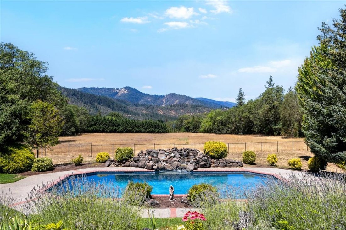 House in Gold Hill, Oregon, United States 5 - 18587118