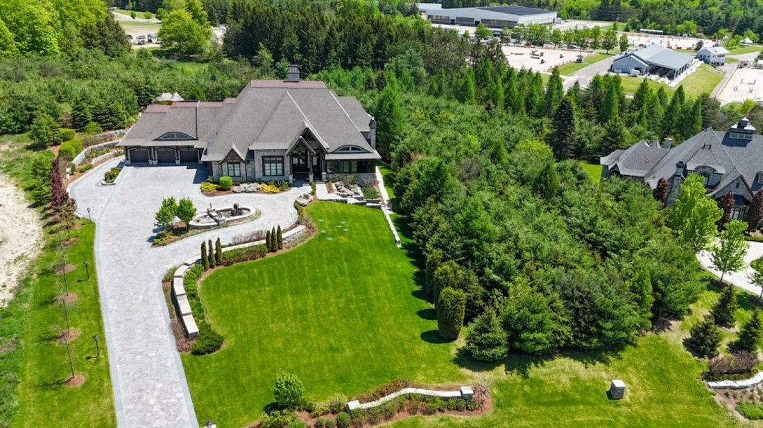 Haus in Caledon, Ontario, Kanada 1 - 18587129