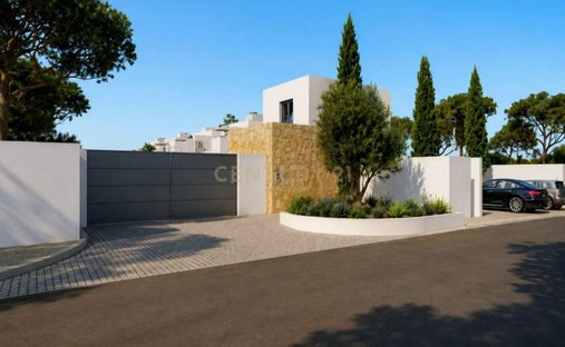 Villa in Azeitao (Sao Lourenco e Sao Simao), Setubal, Portugal 1