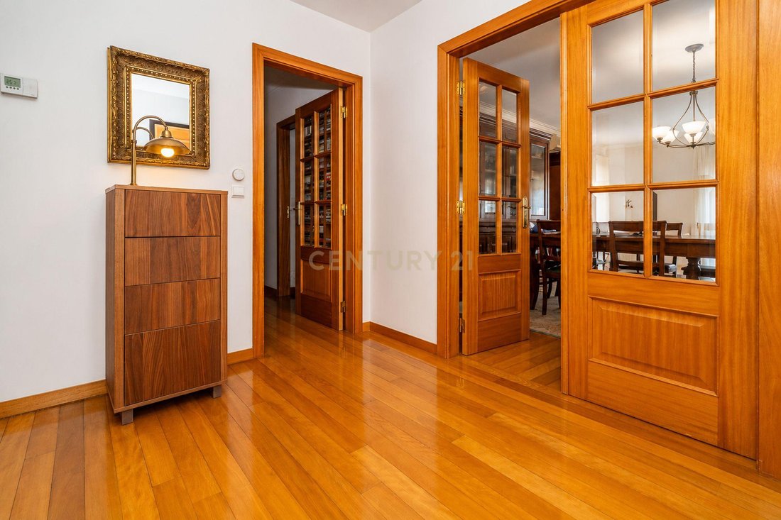 Apartment in Santo Antonio dos Olivais, Coimbra District, Portugal 1 - 18587140