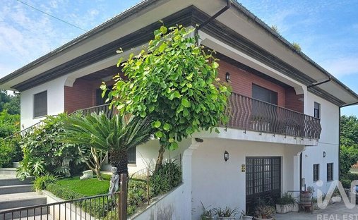 Townhouse en Oliveira de Azemeis, Santiago de Riba-Ul, Ul, Macinhata da Seixa e Madail, Distrito de Aveiro, Portugal 1