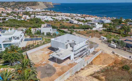 Villa in Praia da Luz, Algarve, Portugal 1