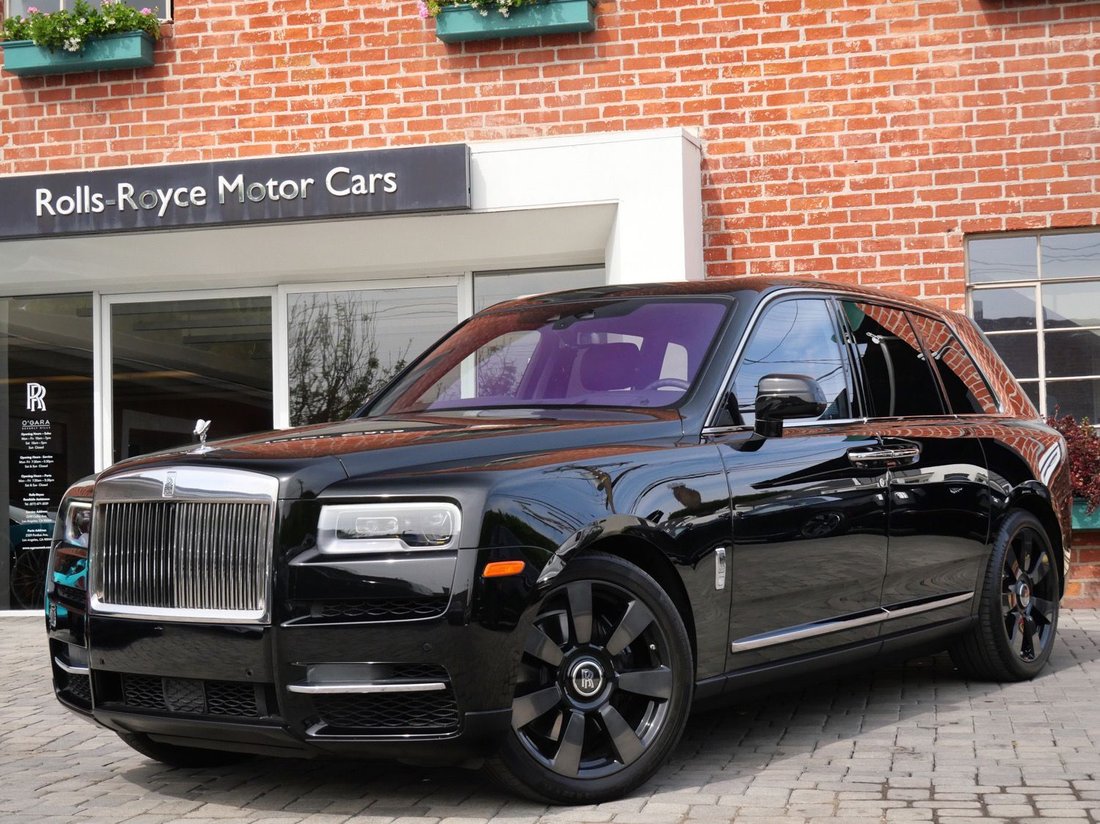 Suv in Beverly Hills, CA, United States 1 - 18587375