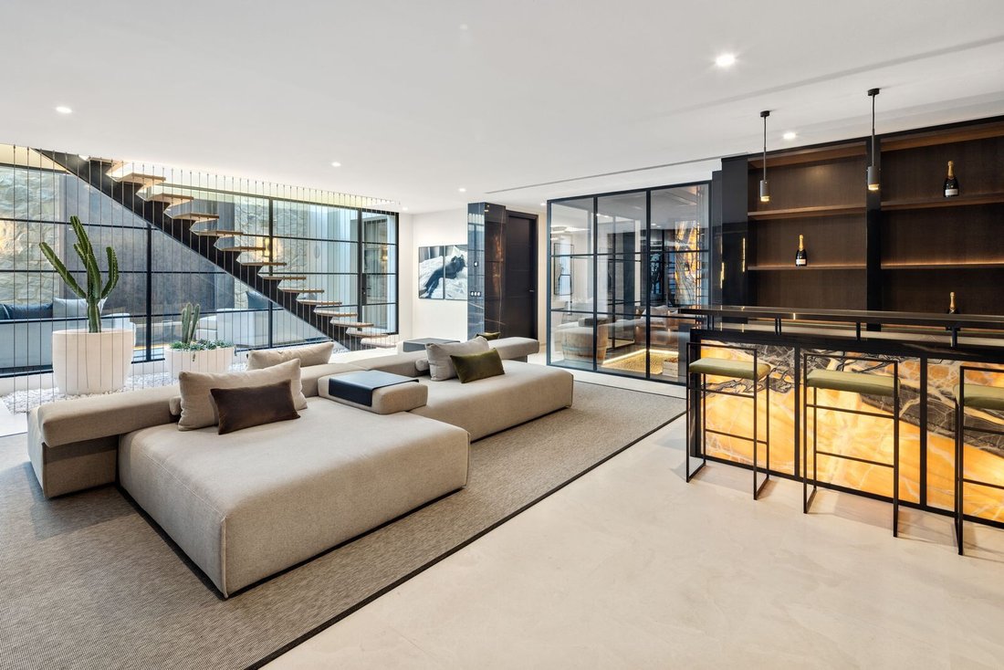 Villa in Nueva Andalucia, Marbella, Spain 4 - 18587643