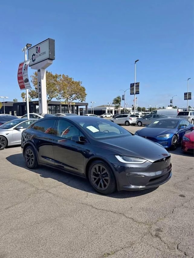 Suv in Costa Mesa, CA, United States 3 - 18587522