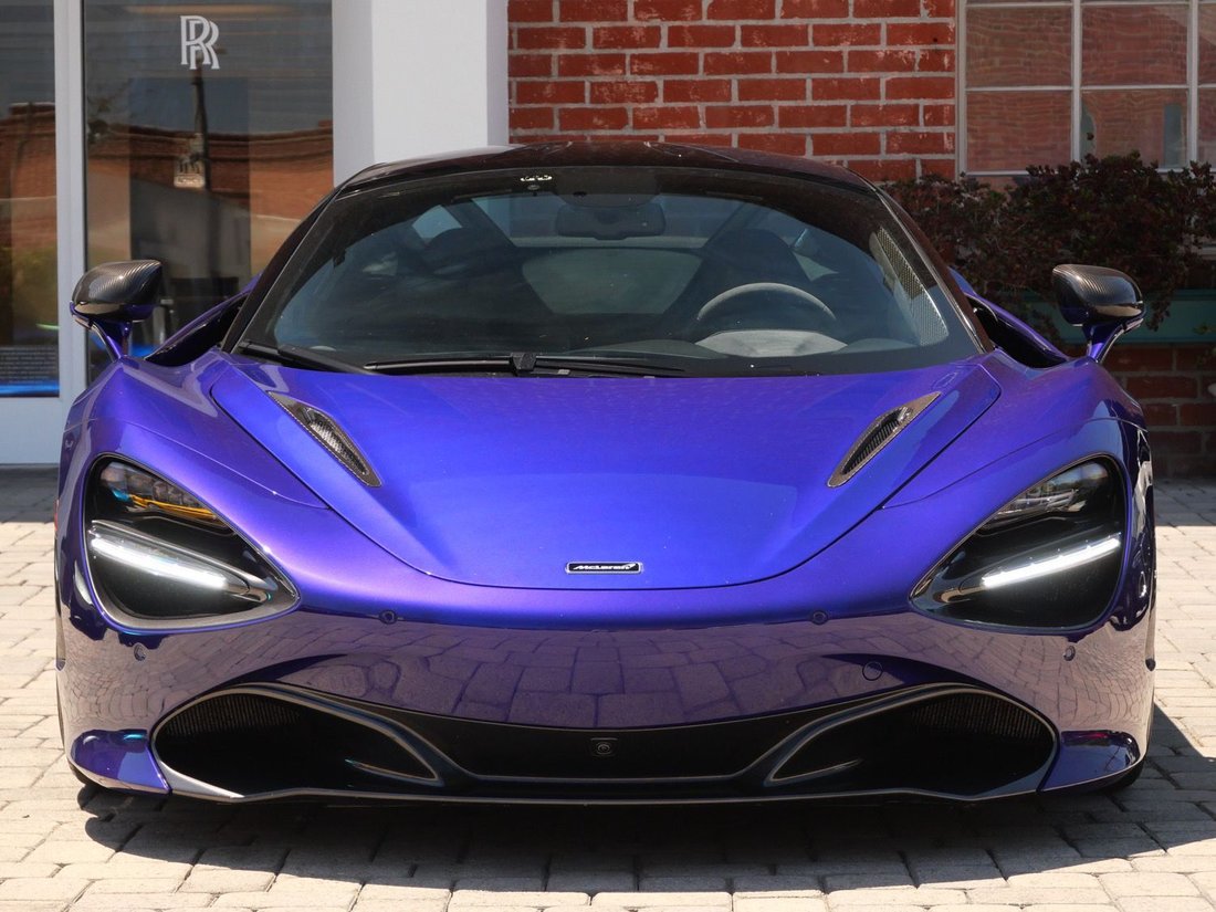 Coupe in Beverly Hills, CA, United States 2 - 18465546