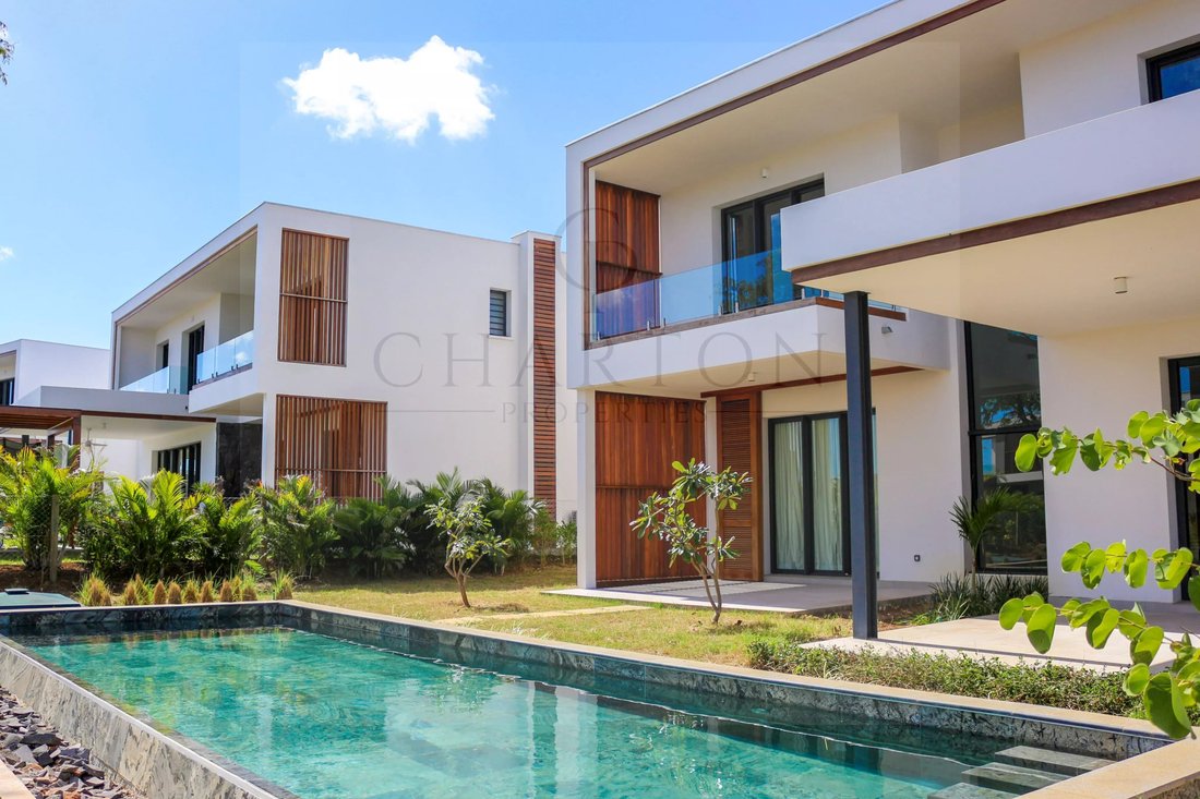 Villa in Tamarin, Rivière Noire District, Mauritius 1 - 18587611