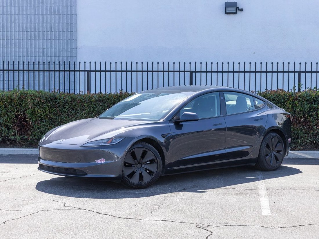 Sedan in Azusa, CA, United States 4 - 18541313
