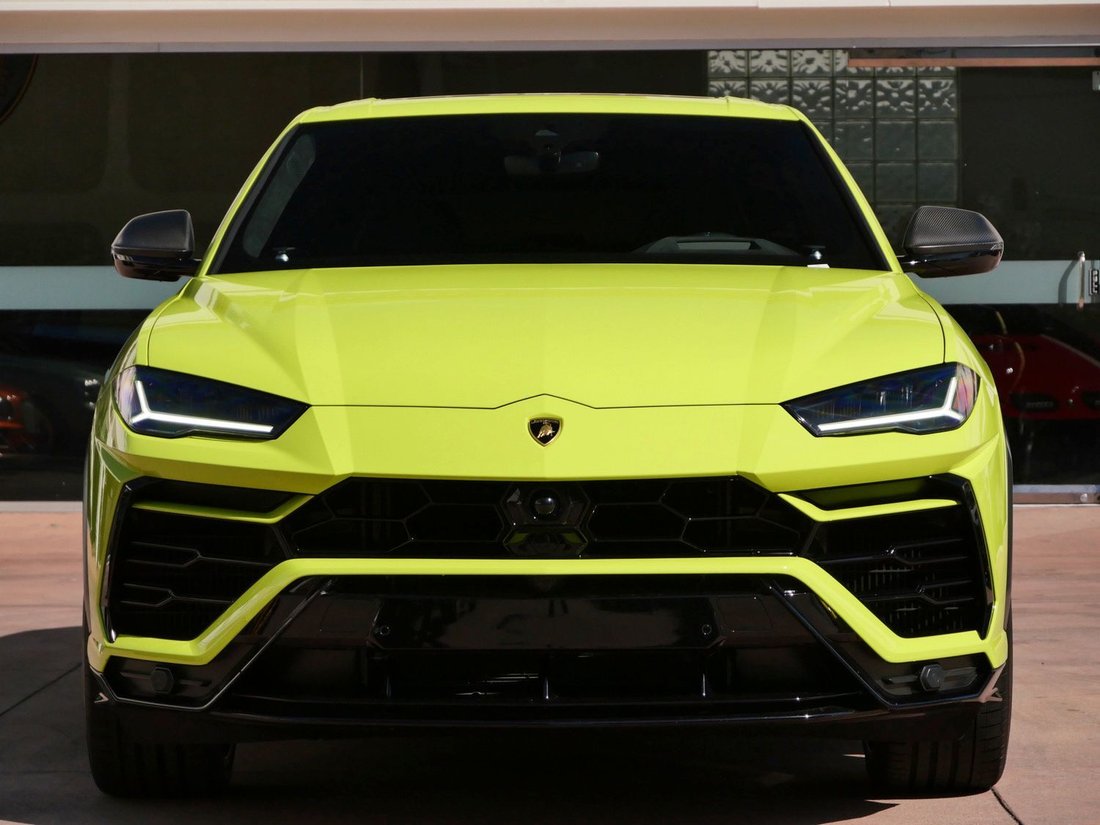 Suv in Beverly Hills, CA, United States 5 - 13531775