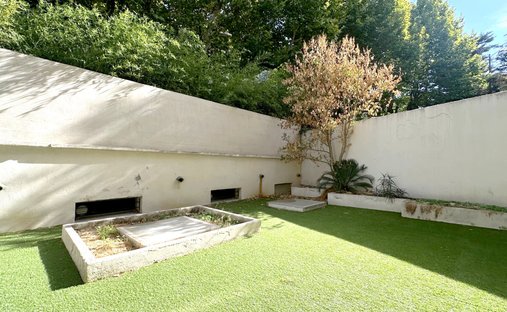 Apartment in Mazarin-Opéra-Bellegarde-Mairie, Aix-en-Provence, France 1