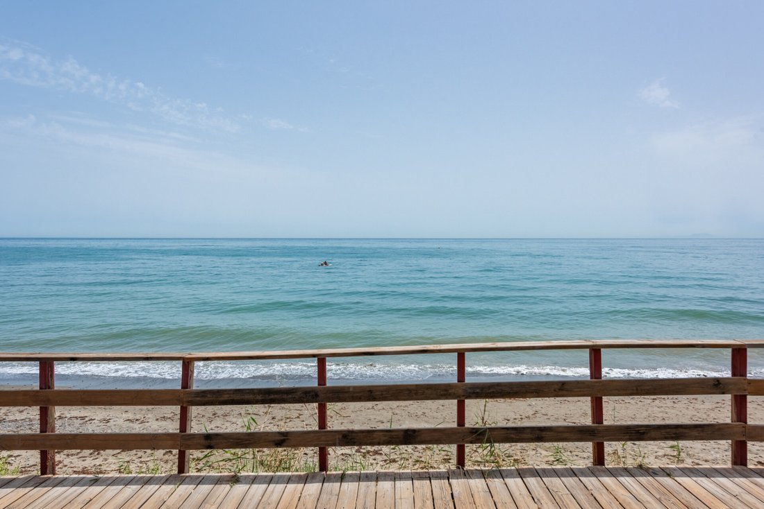 Townhouse in Gualdalmansa, Estepona, Andalusia 1 - 18587662