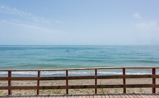Townhouse in Gualdalmansa, Estepona, Andalusia 1