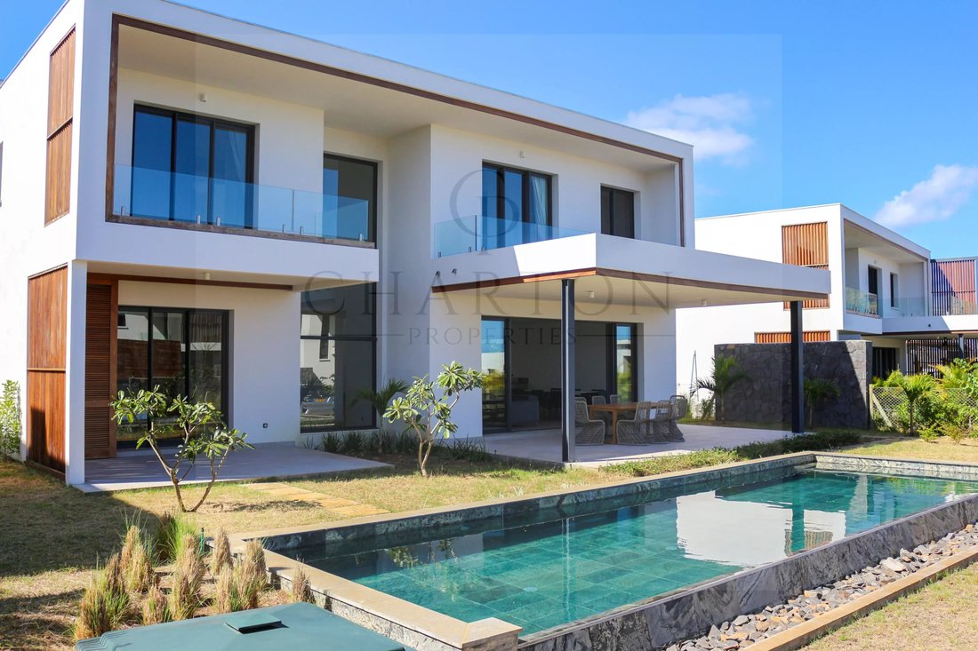 Villa in Tamarin, Rivière Noire District, Mauritius 2 - 18587611
